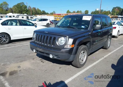 2017 Jeep Patriot Sport Fwd из США, поврежденный, VIN 1C4NJPBA2HD140962